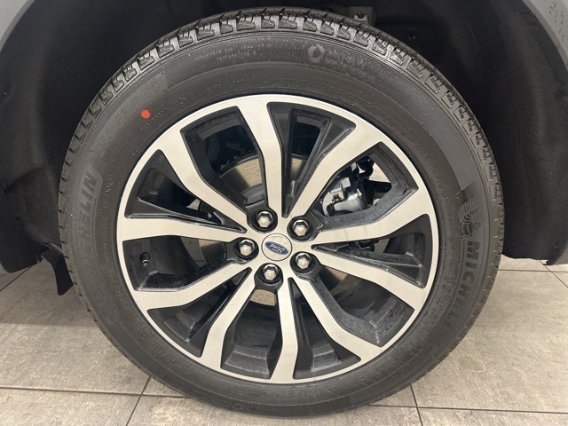 2025 Ford Explorer ST-Line photo 31