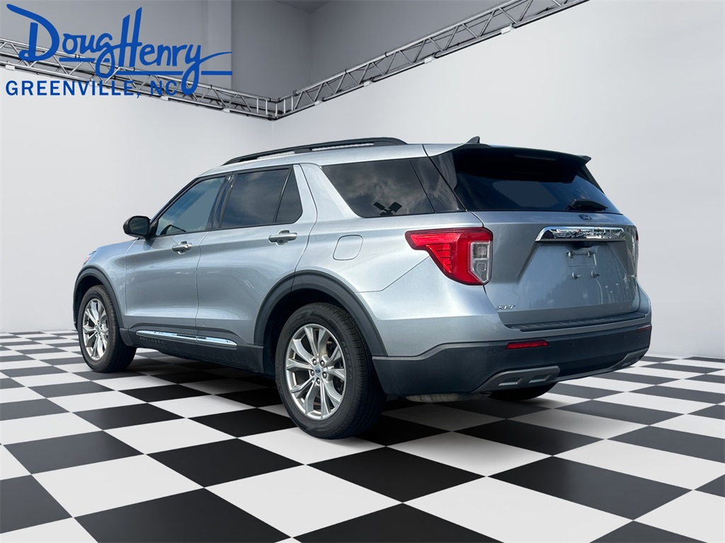 2021 Ford Explorer XLT photo 2