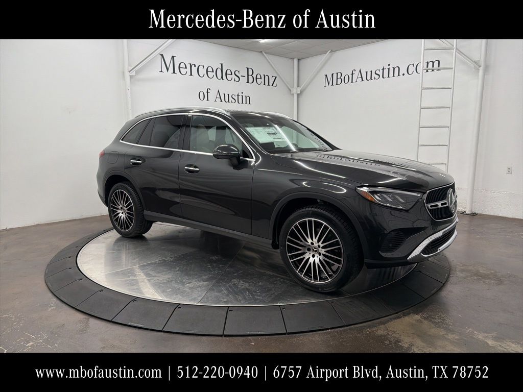 2026 Mercedes-Benz GLC Base's photo