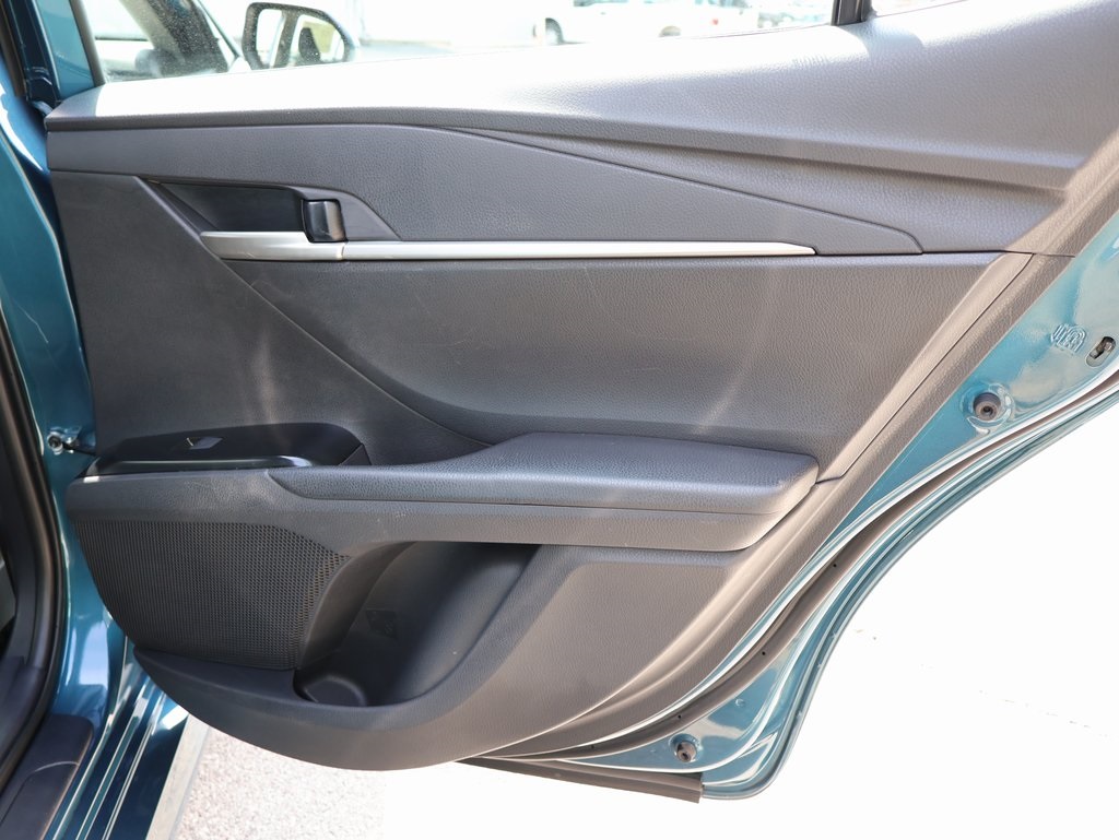 2025 Toyota Camry LE photo 11