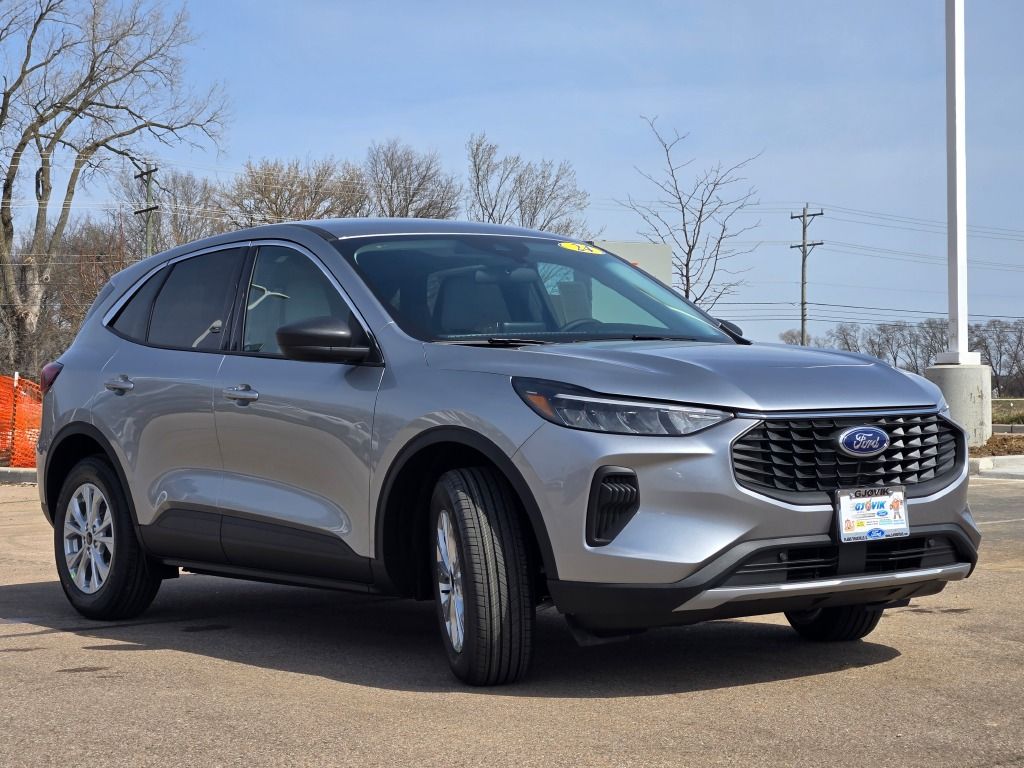 2024 Ford Escape Active photo 3