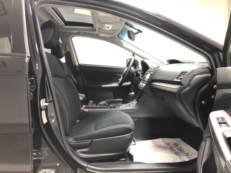 2015 Subaru Crosstrek 2.0i Premium photo 12