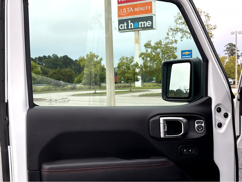 2023 Jeep Wrangler Rubicon photo 9