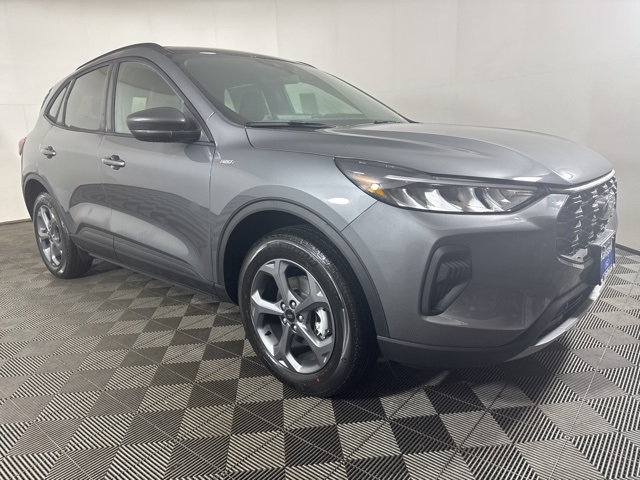 2026 Ford Escape ST-Line's photo