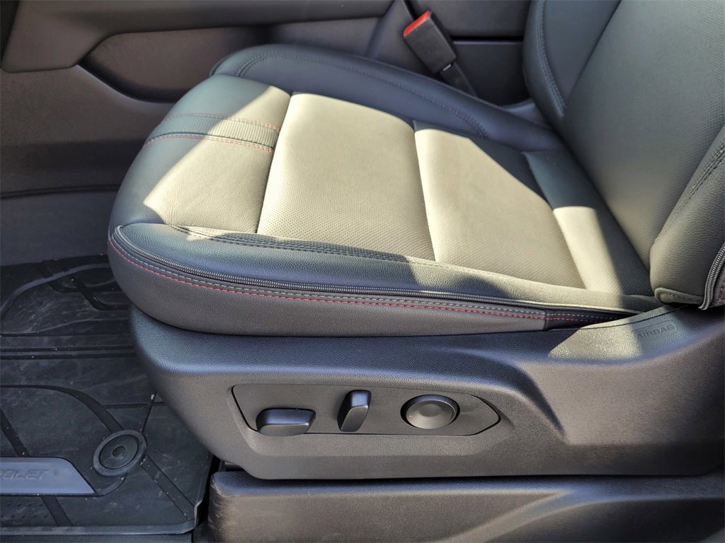 2025 Chevrolet Tahoe RST photo 11
