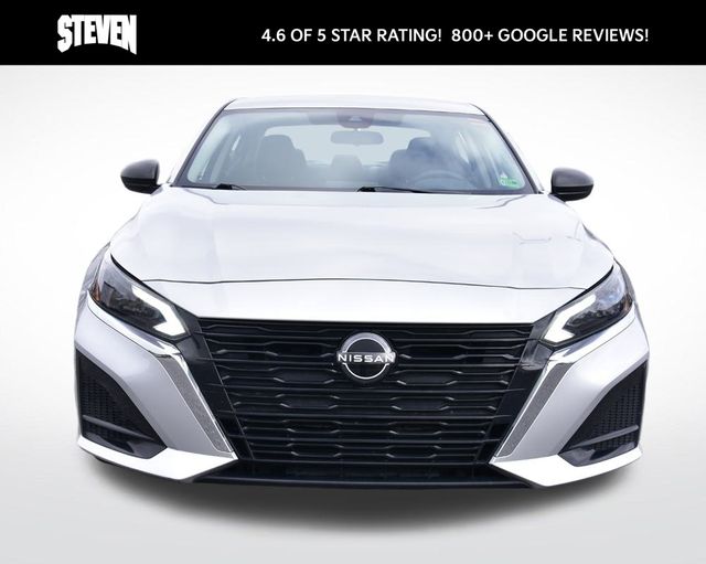 2024 Nissan Altima 2.5 SV photo 3