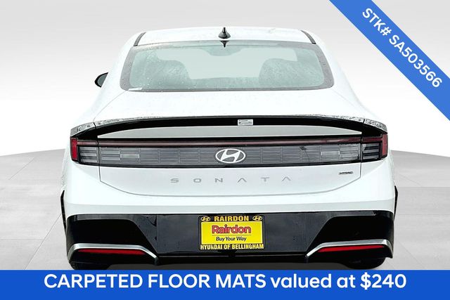 2025 Hyundai Sonata SEL photo 4