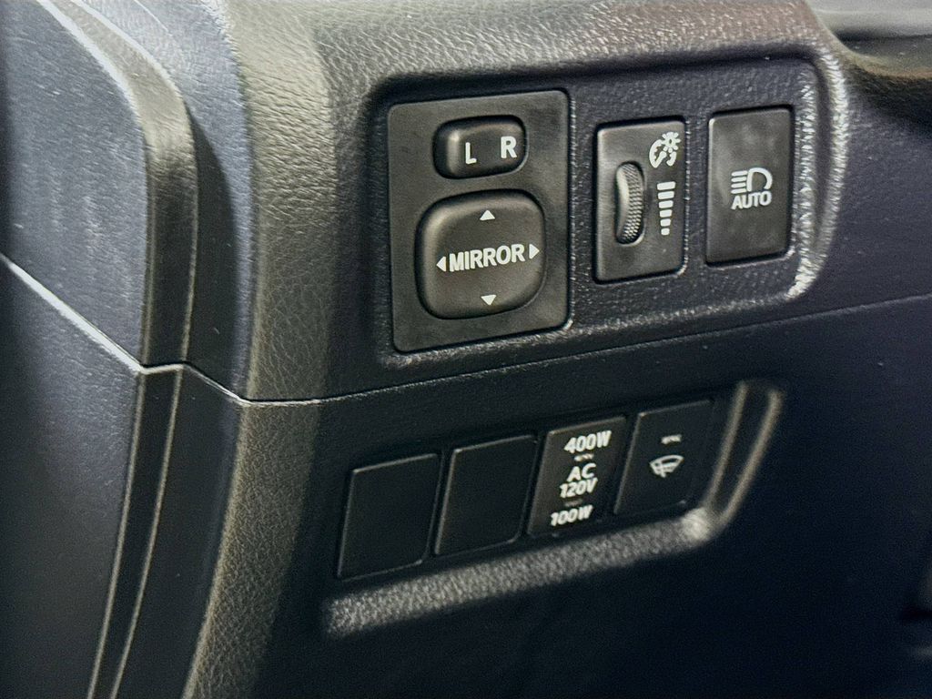 2024 Toyota 4Runner TRD 4WD photo 10