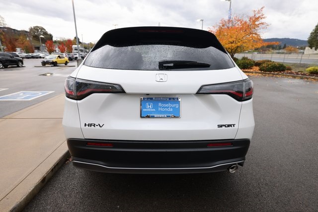 2026 Honda HR-V Sport photo 2