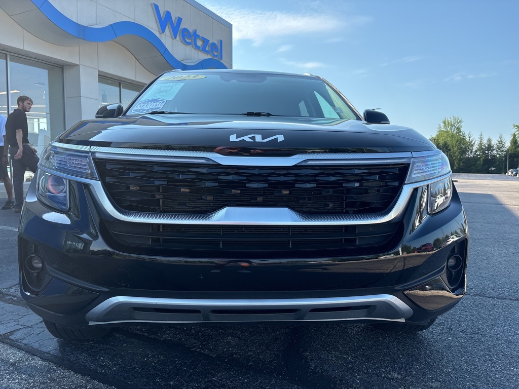 2023 Kia Seltos EX photo 6