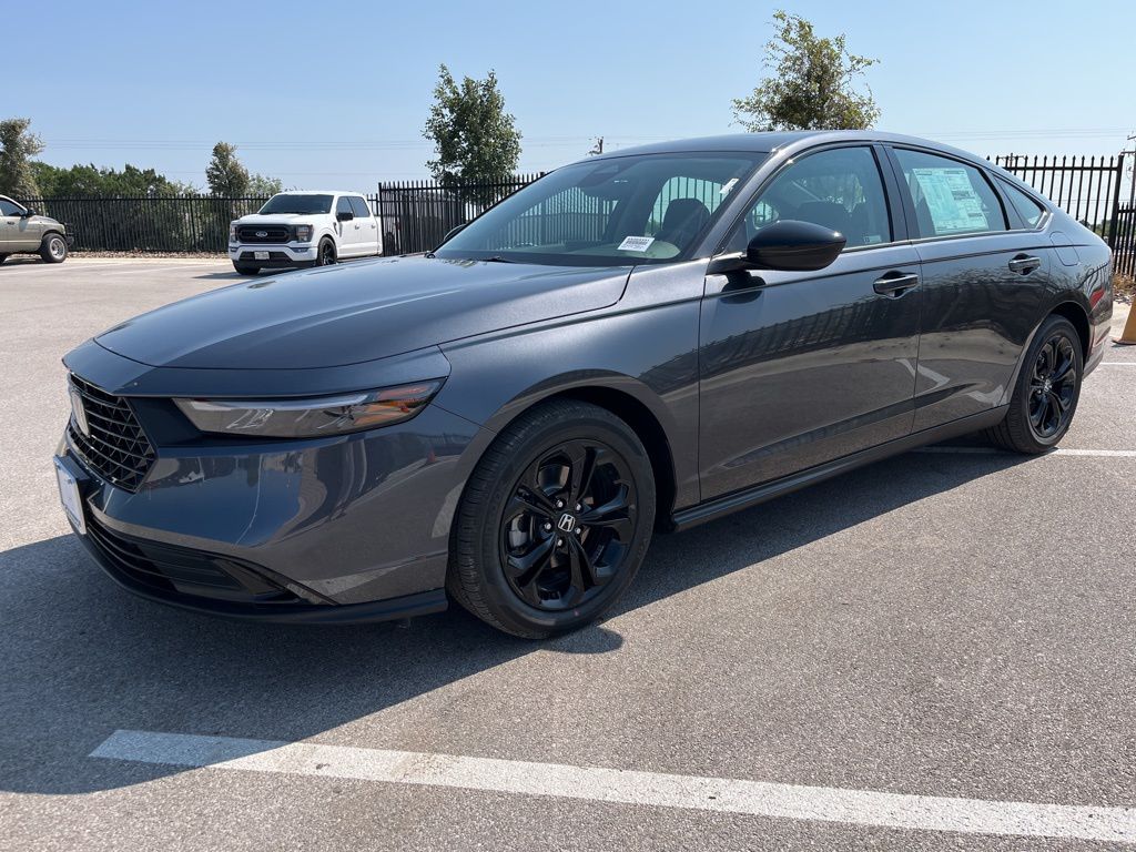 2025 Honda Accord SE's photo