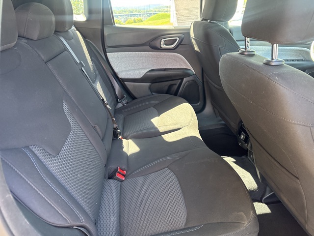 2023 Jeep Compass Sport photo 9