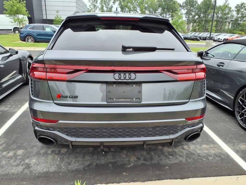 2022 Audi RS Q8 photo 5