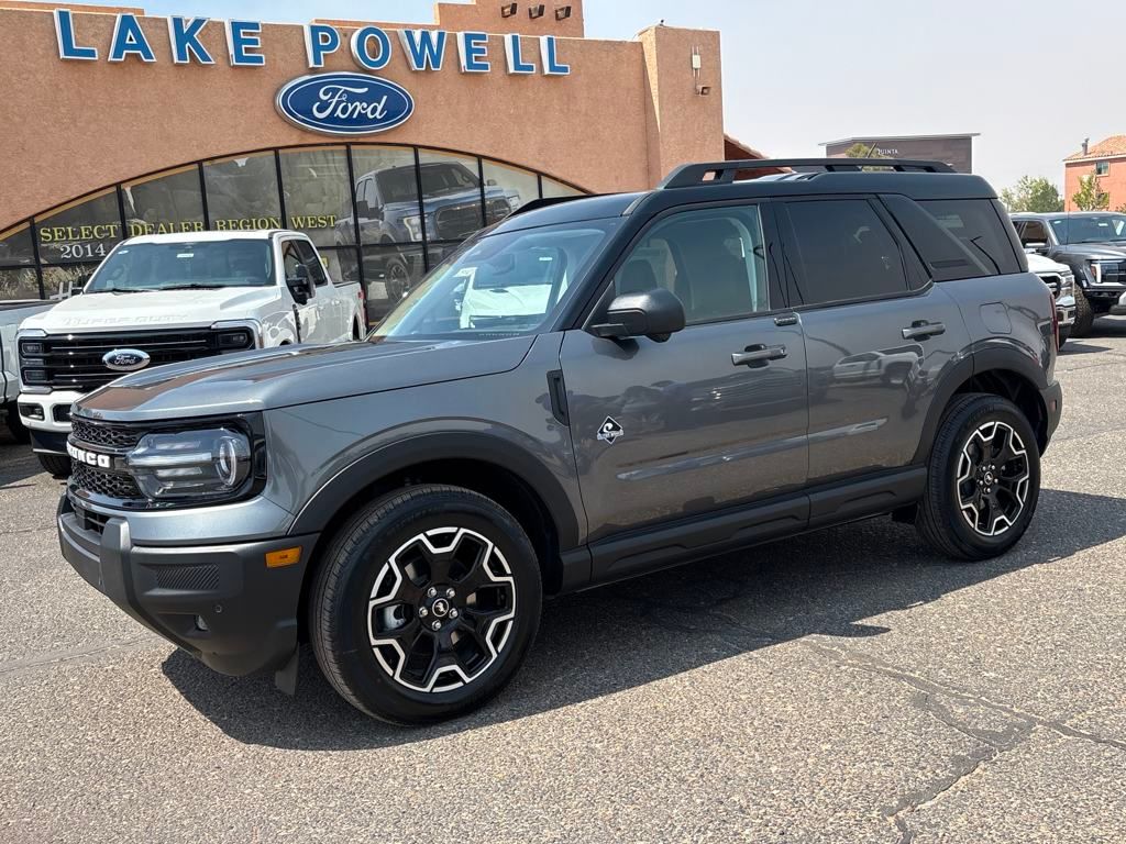 2025 Ford Bronco Sport Outer Banks's photo