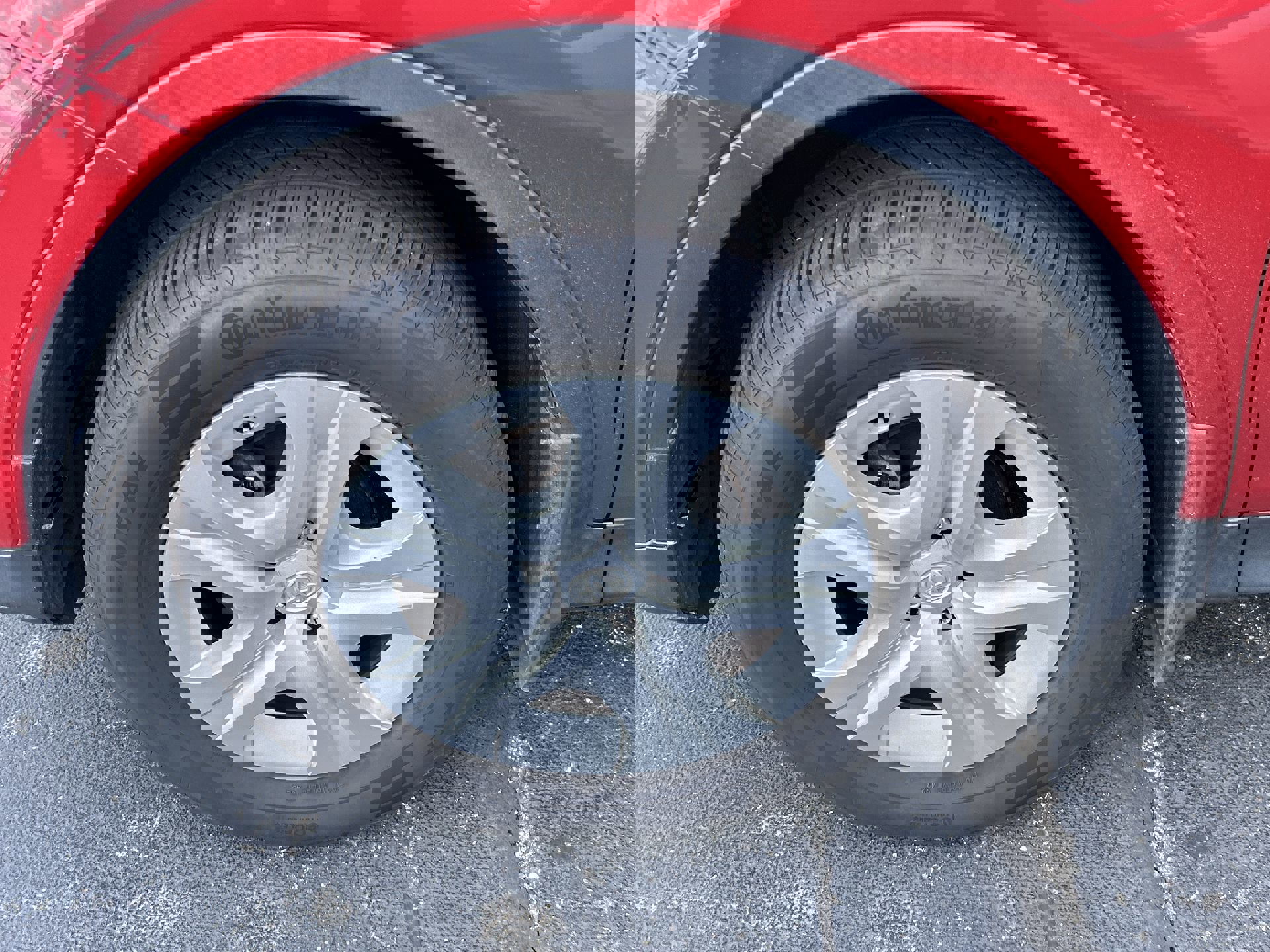 JTMBFREV7EJ009585