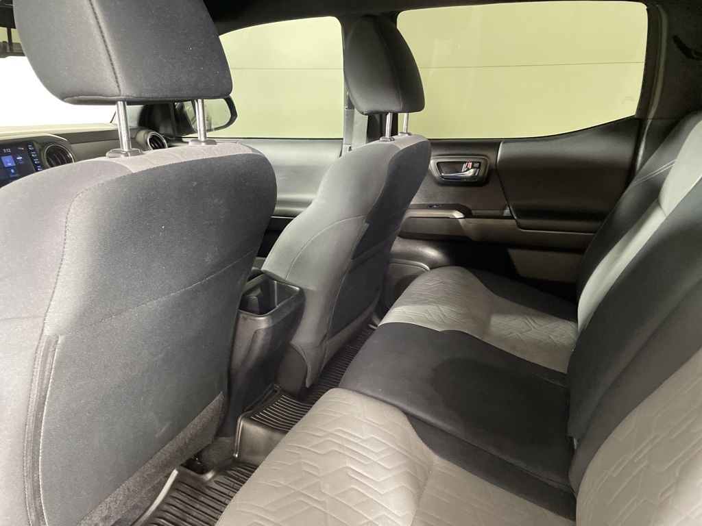 2021 Toyota Tacoma TRD Off-Road photo 31