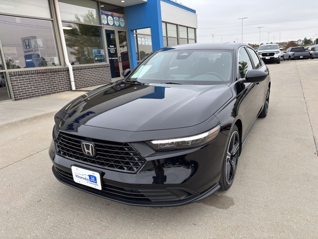 2025 Honda Accord Hybrid Sport's photo
