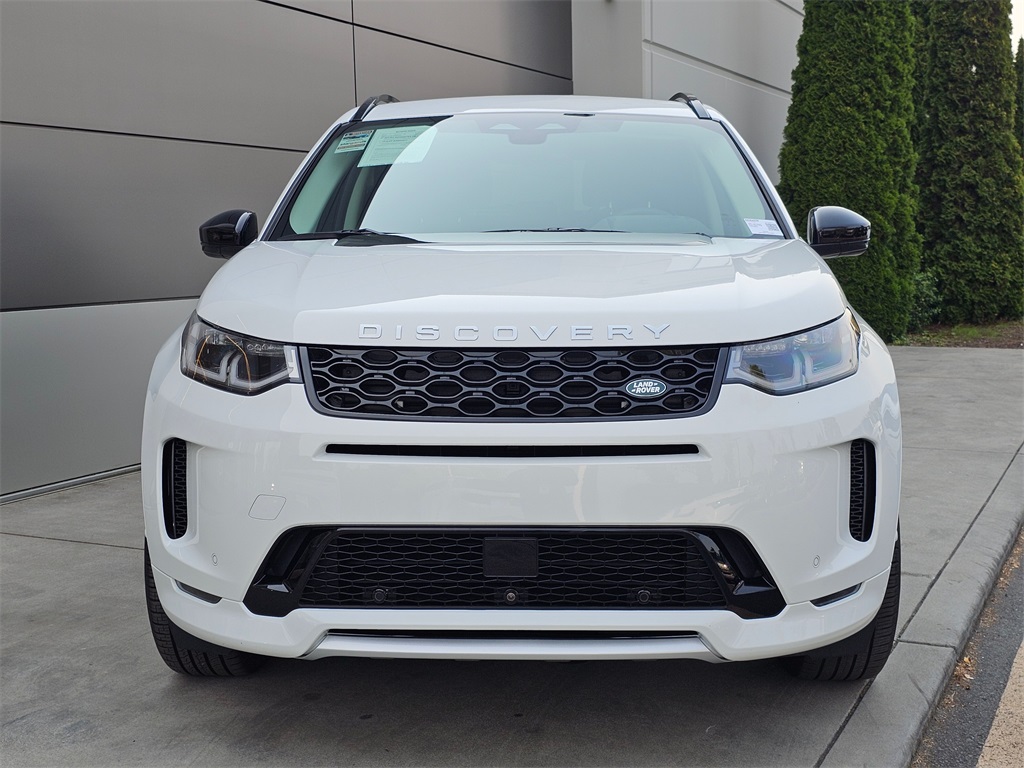 2025 Land Rover Discovery Sport S photo 3