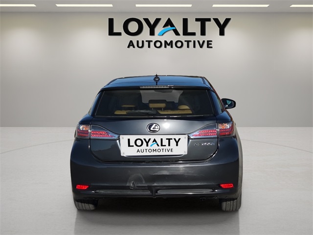 2011 Lexus CT 200h photo 4