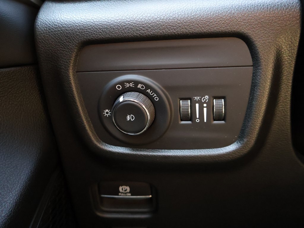 2024 Jeep Grand Cherokee Limited photo 33