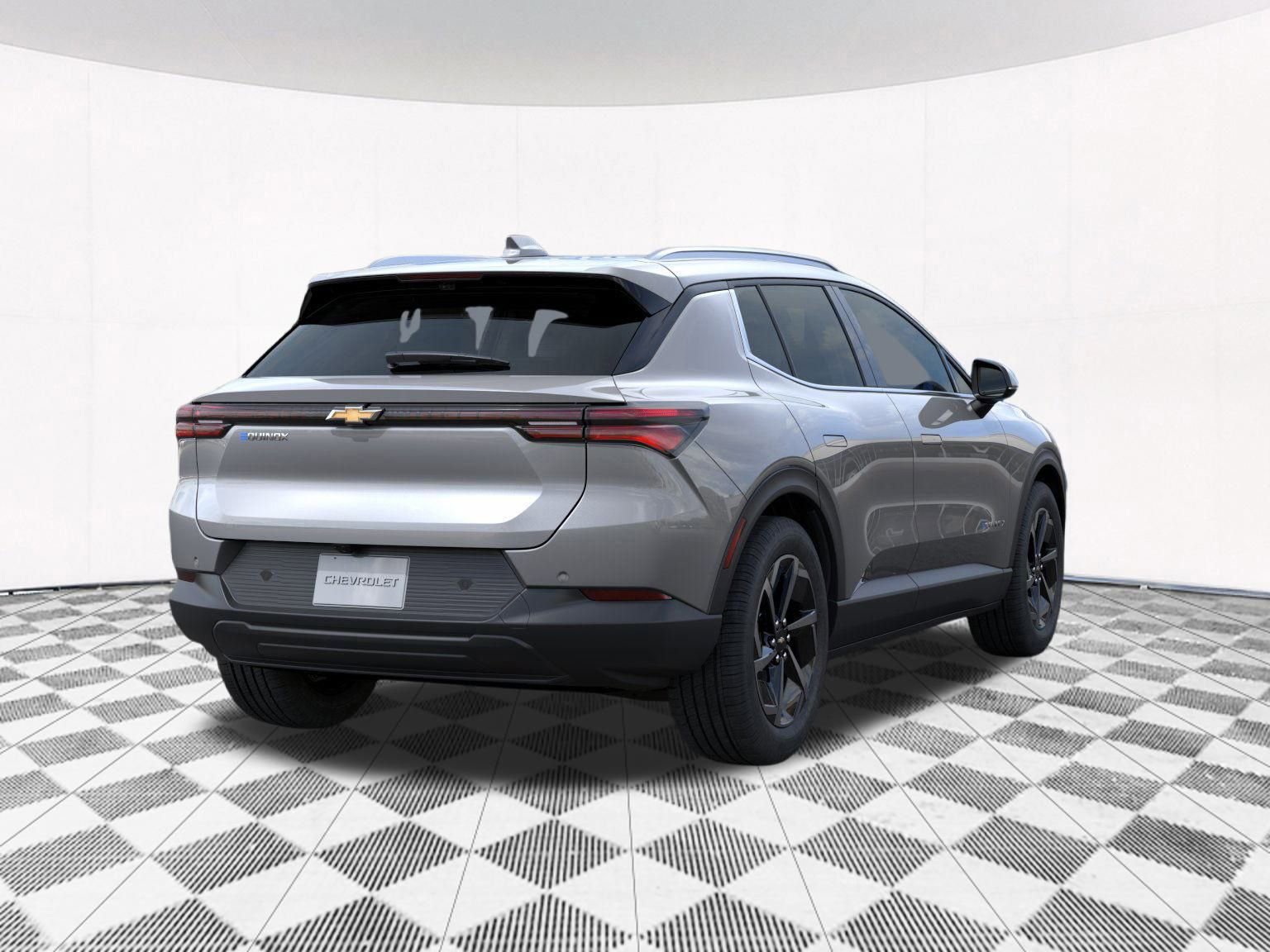2026 Chevrolet Equinox EV 1LT photo 6