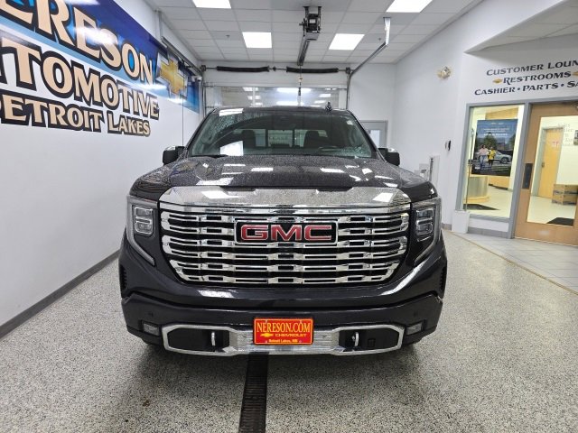 Used 2022 GMC Sierra 1500 Denali with VIN 1GTUUGEL9NZ520668 for sale in Detroit Lakes, Minnesota