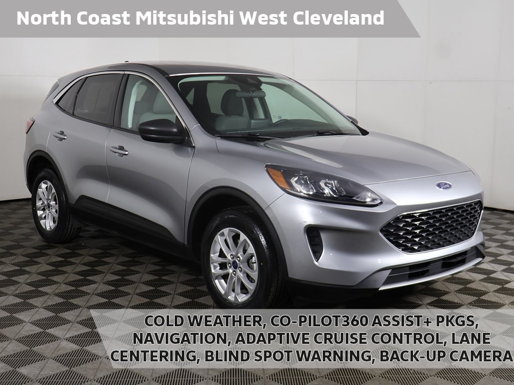 2022 Ford Escape SE's photo