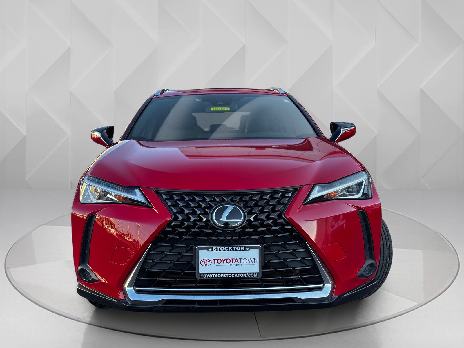 2019 Lexus UX 200 photo 5