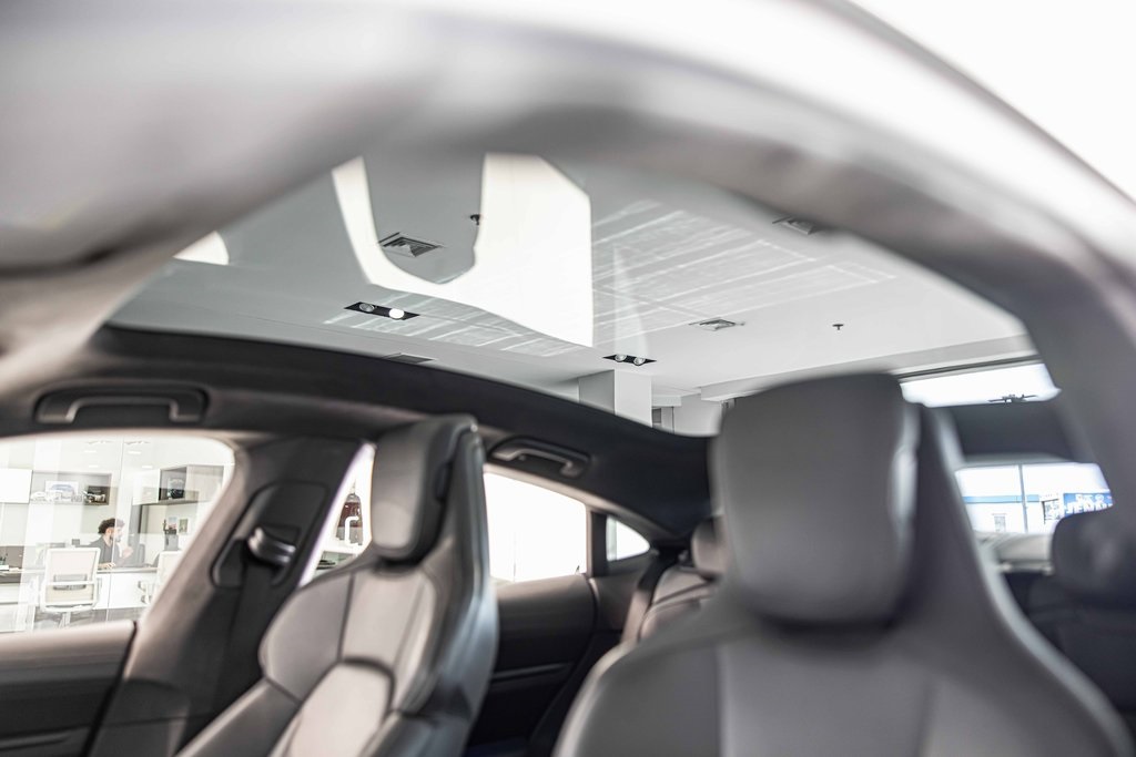 2020 PORSCHE TAYCAN - Image 21