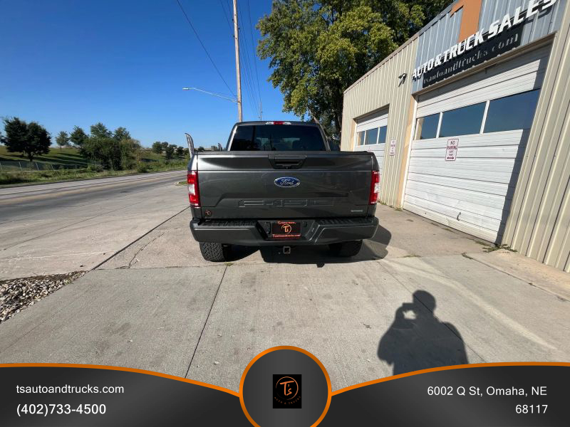 2018 Ford F-150 XLT photo 5