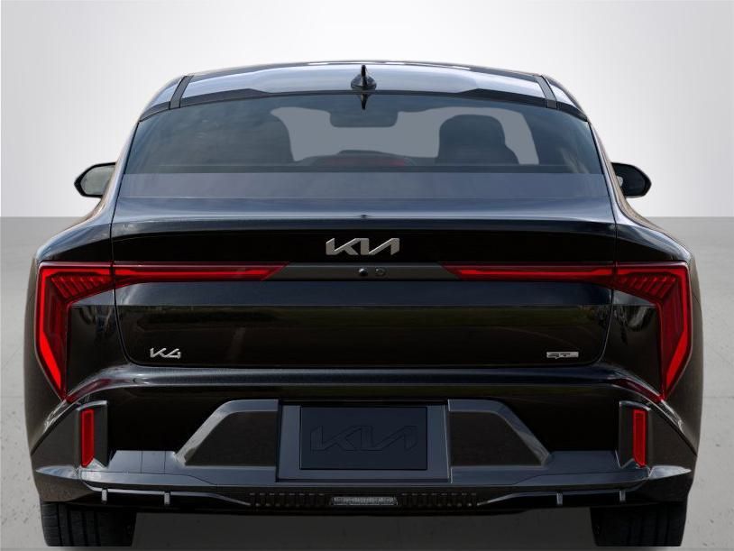 2025 Kia K4 GT-Line photo 13