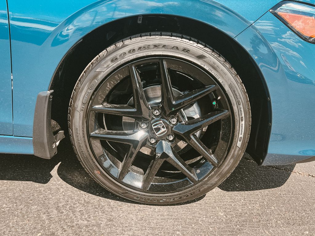 2026 Honda Civic Sport photo 4