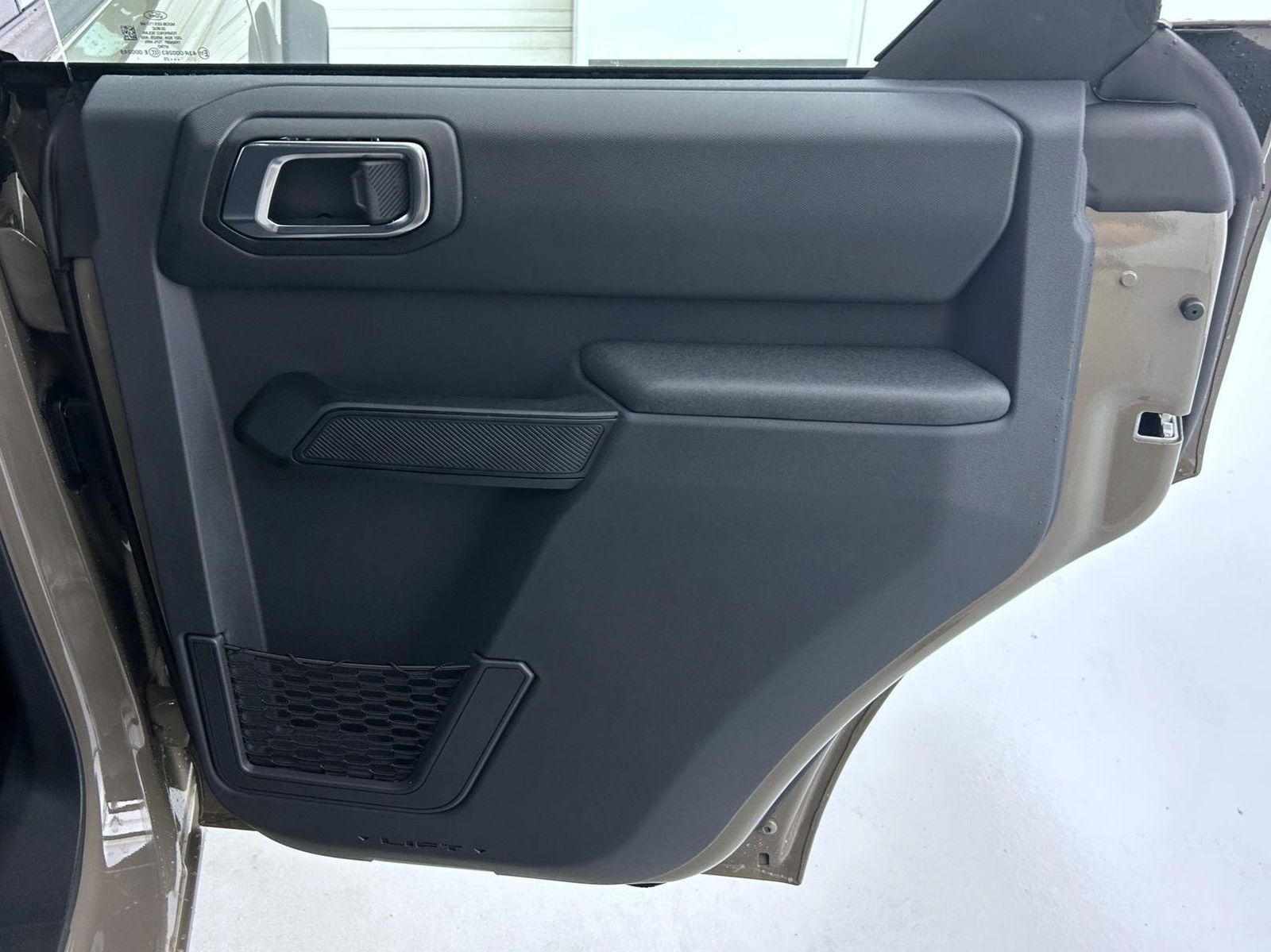 2025 Ford Bronco Base photo 15