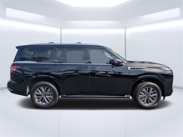 2025 Infiniti QX80 Pure photo 2