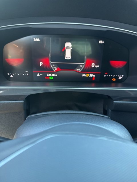 2024 Volkswagen Tiguan SE R-Line Black photo 2