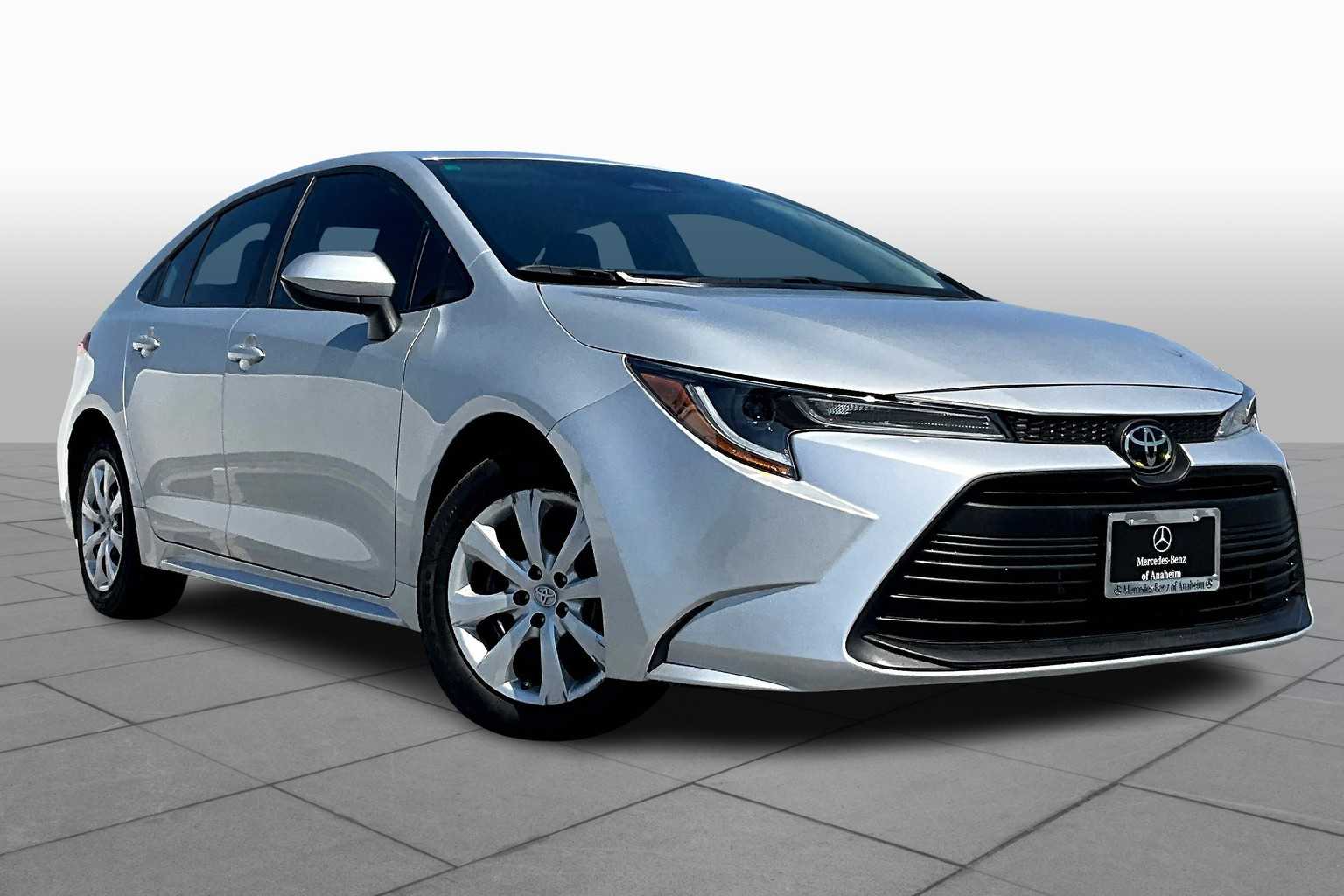 Used 2023 Toyota Corolla LE with VIN 5YFB4MDE7PP017792 for sale in Kansas City