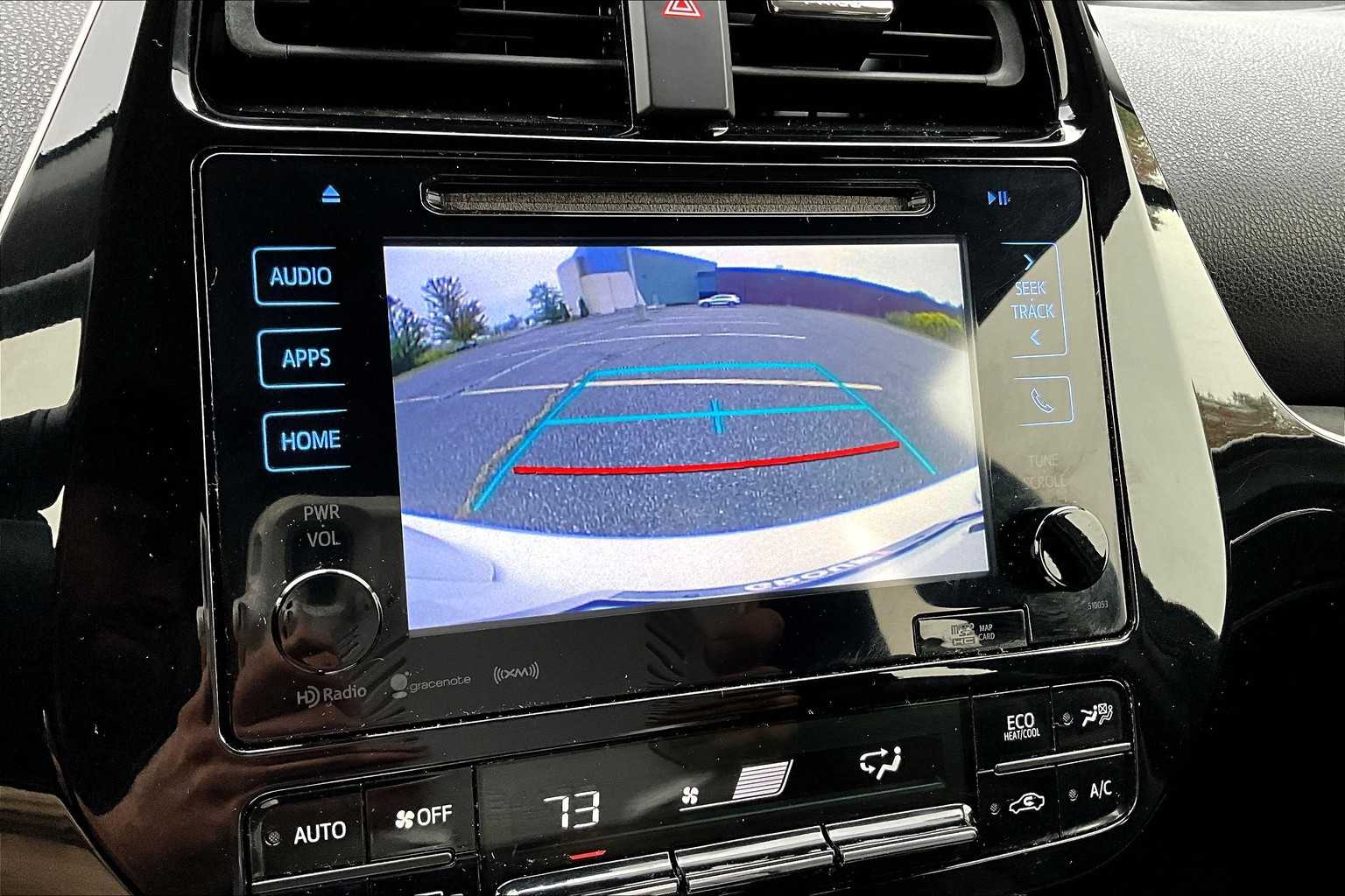 2016 Toyota Prius Three Touring photo 27