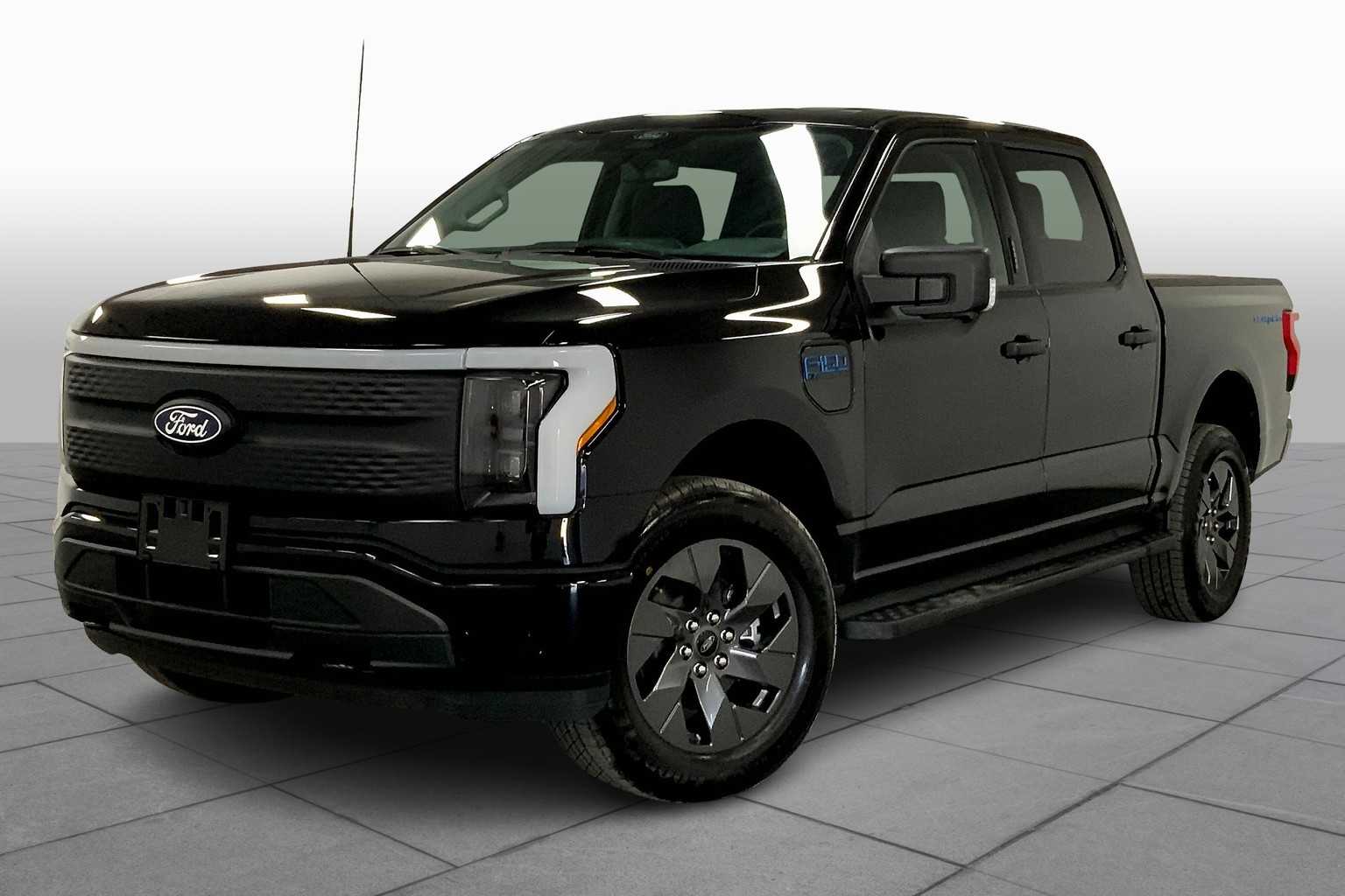 Used 2024 Ford F-150 Lightning XLT with VIN 1FTVW3LK1RWG23446 for sale in Austin, TX
