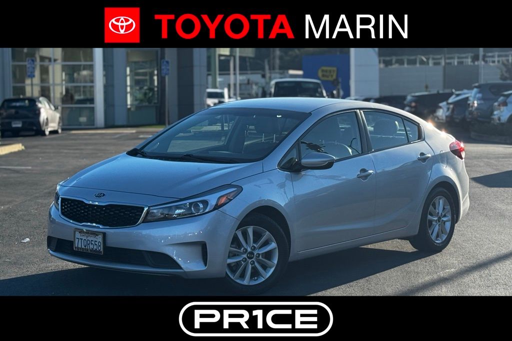 2017 Kia Forte LX's photo