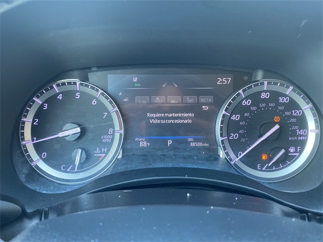 2022 Toyota Highlander XLE photo 26