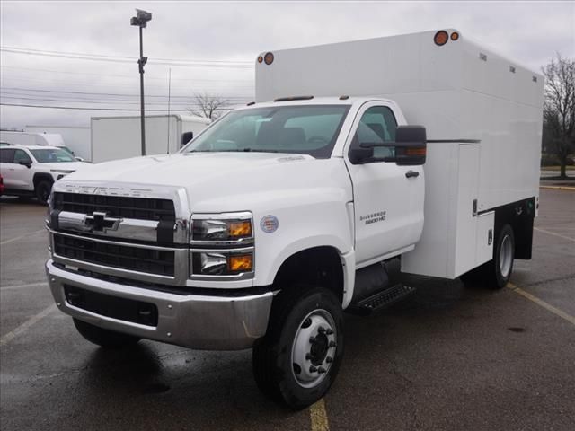 2024 Chevrolet Silverado 4500 Medium Duty Chassis Cab Work Truck's photo