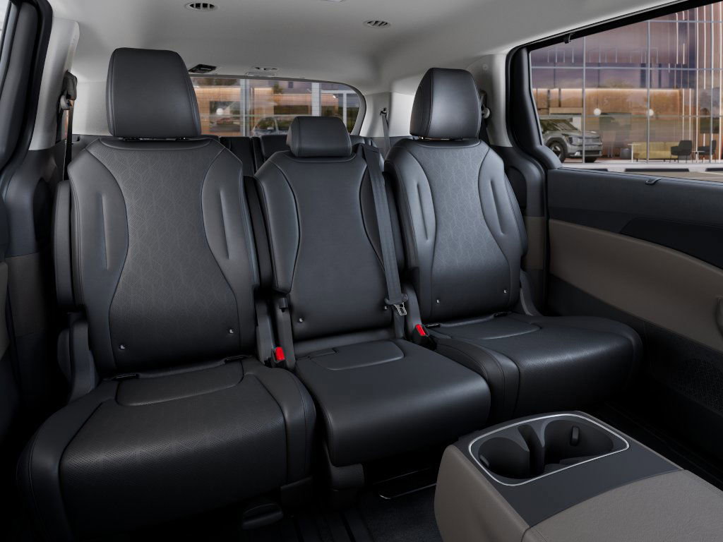 2026 Kia Carnival EX photo 16