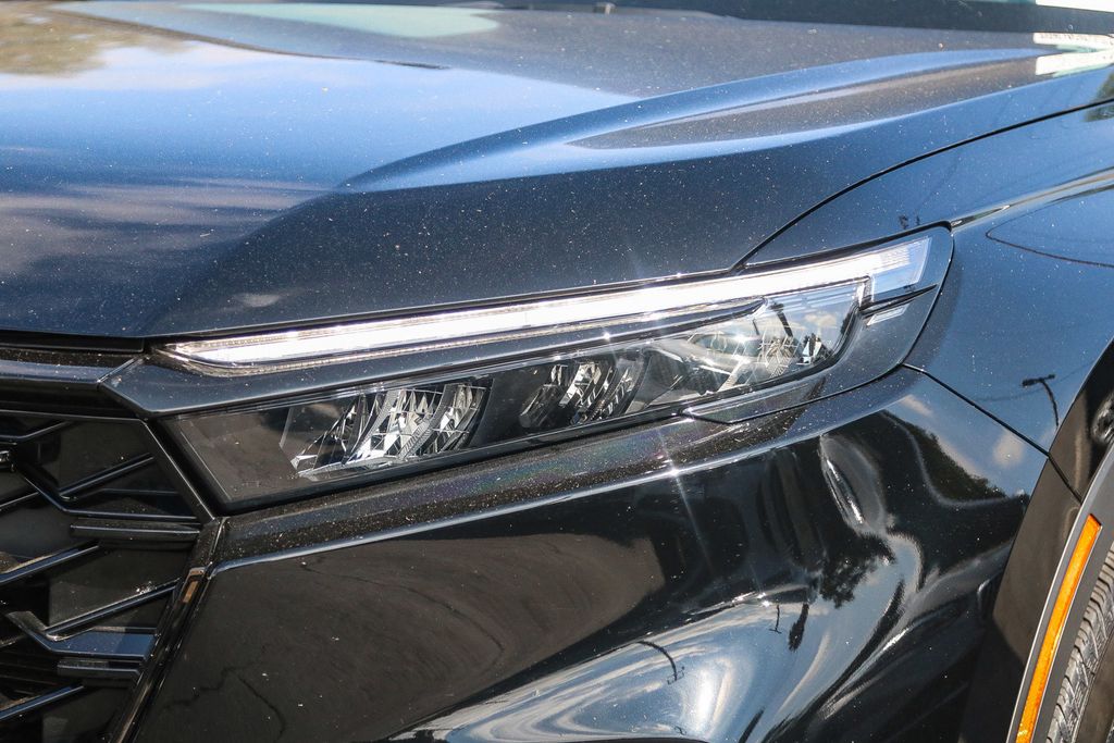 2024 Honda CR-V Hybrid Sport Touring photo 4