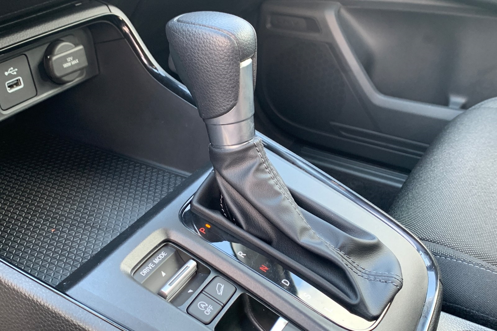 2024 Honda CR-V LX photo 29