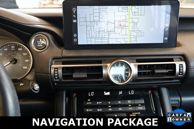 2022 Lexus IS 300 photo 15