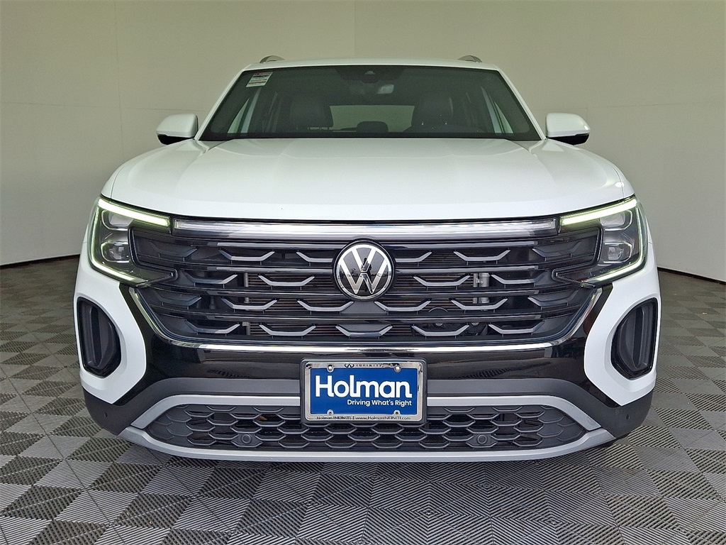 2024 Volkswagen Atlas Cross Sport SE Technology photo 2