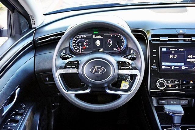 Used 2024 Blue Hyundai SE image 18