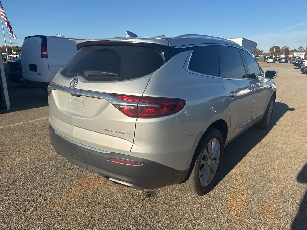 2019 Buick Enclave Essence photo 2