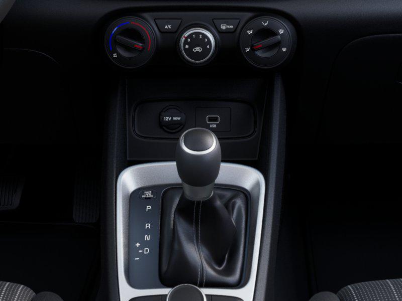 2025 Hyundai Venue SE photo 14