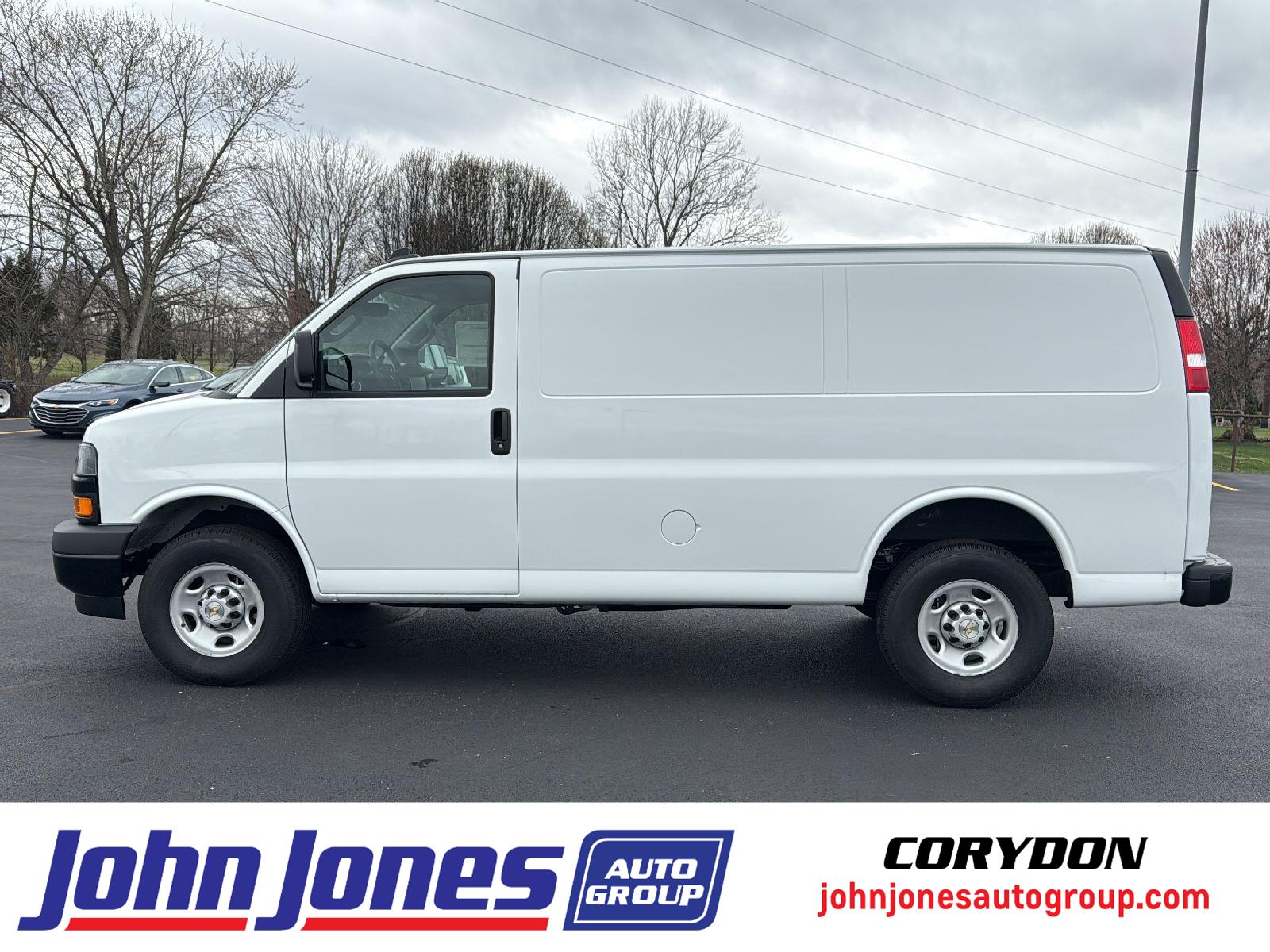 2024 Chevrolet Express Cargo Work Van's photo